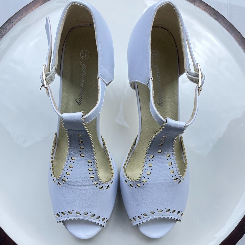 Getmorebeauty Women's White Shoes Size 40 (9.5)